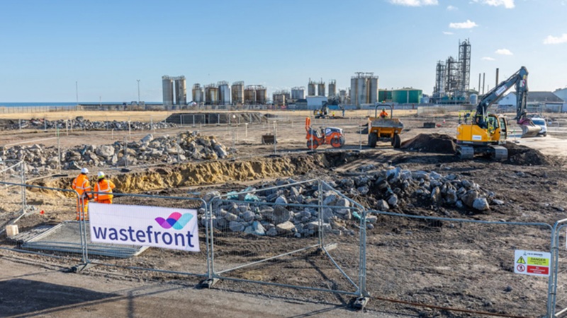 В Великобритании будут производить авиационное топливо из старых шин