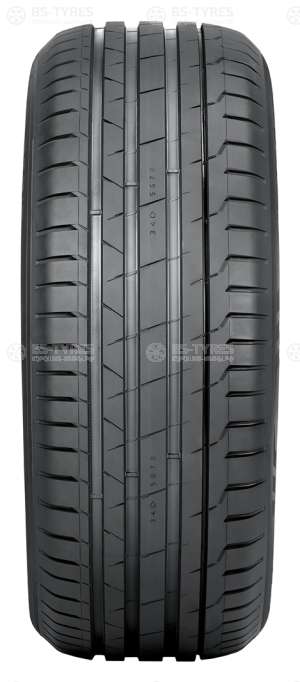 Nokian Tyres Hakka Black 2 235/45 R19 99W