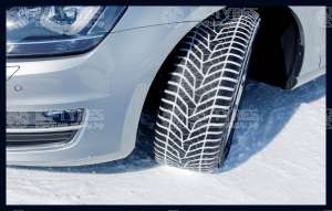 Yokohama W.drive V905 245/40 R21 100V